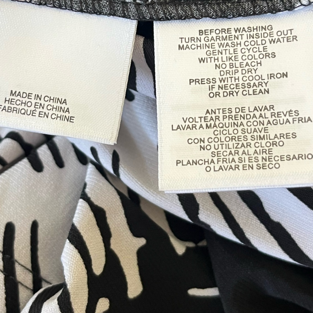 Anne Klein Sleeveless Tropical Monochrome Palm Frond Midi Dress - Picture 9 of 11
